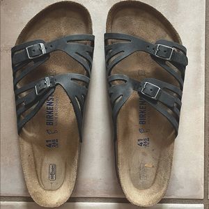 BIREKENSTOCK - Granada Soft Footbed (Oil leather) (color-black) size 41